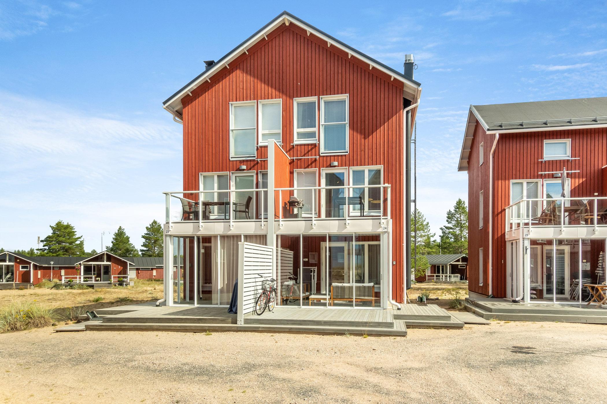 MARJANIEMEN HELMI 24