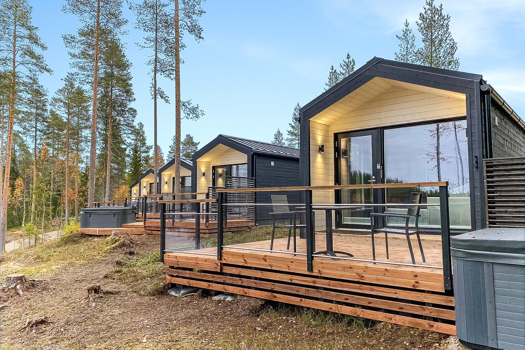 LAKE RESORT, ULKOPOREALLASMÖKKI